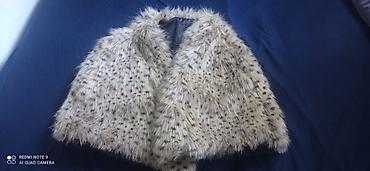 zensko mace: Elegantna krznena pelerina / kratki ogrtač sa upečatljivim leopard — 5
