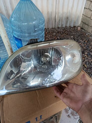 запчасти автомобиль мерседес: Komplekt, Yaxın və uzaq vuran işıqlar Chevrolet, 2010 il, Orijinal, Yaponiya, İşlənmiş
