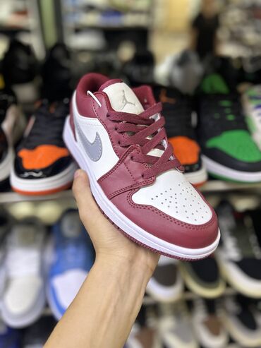 кросовки nike air jordan: Nike Air Jordan 1 Low