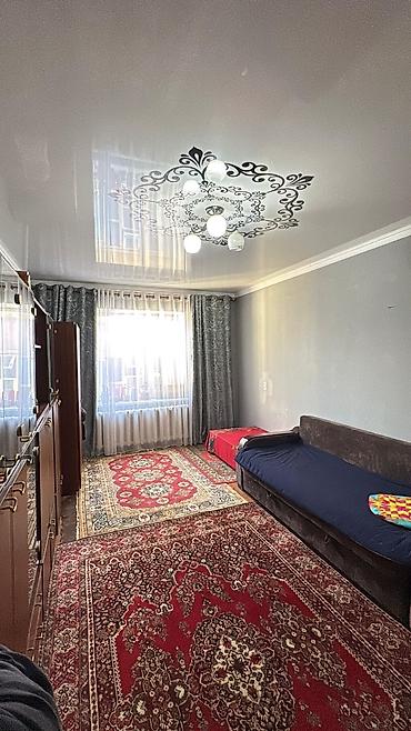 Продажа коттеджей и домов: Продаётся дом с. Чон-Арык. Дом кирпичный, двухэтажный под расшив. Во — 8