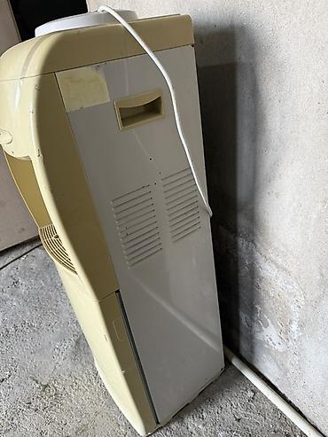 isti doşəmə: Bosch döşəmə tipli su dispenseri - İsti və soyuq su üçün iki ayrı — 4