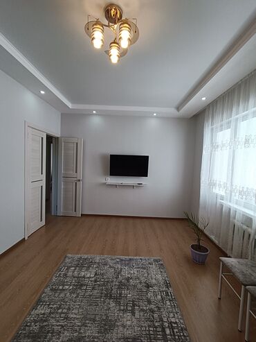 срочно продается квартира: 3 комнаты, 70 м², 105 серия, 3 этаж, Евроремонт