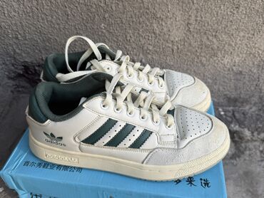 Women's Sneakers and athletic shoes: Кроссовки, 39, Б/у, Самовывоз, Платная доставка