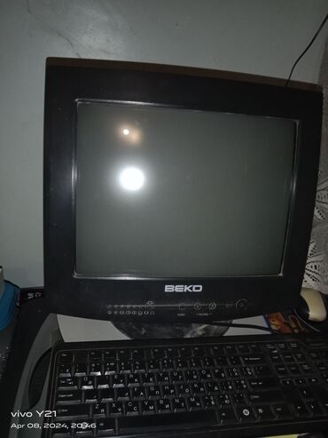 komputer seti: Beko monitor satilir, pc ucun. Vga ve set kabel ustunde verilir qiymet
