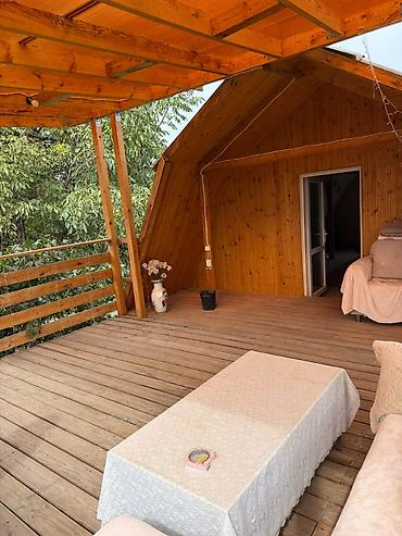Продажа дачи: 🏡 Продаётся дом в Таш-Мойнок 📐 Дом — 180 м² 🌿 Участок — 4,2 сотки 🏔 — 11