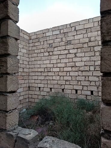 Həyət evləri və villaların satışı: 3 otaqlı, 3 kv. m, Təmirsiz — 5