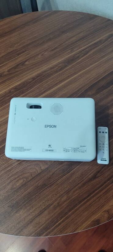 İşlənmiş Proyektor Epson