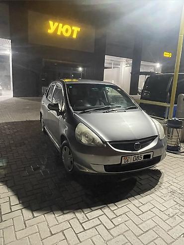 Honda: Honda Fit: 2004 г., 1.3 л, Вариатор, Бензин, Хэтчбэк — 5