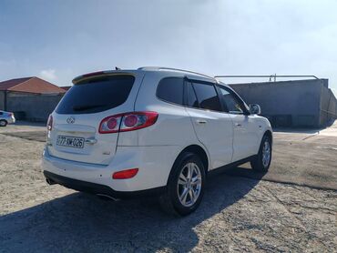Hyundai: Hyundai Santa Fe: 2 l | 2010 il Ofrouder/SUV — 16