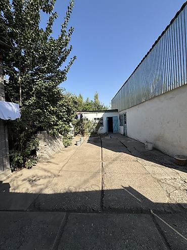 продаю дом дордой 1: 📍 В селе Беловодское, выше железной дороги, в районе Ак-Суу — срочно — 2