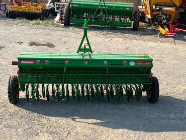 Toxum səpənlər: Özduman toxum səpən 2025 Tələsin 2025 model özdüman brendinə aid — 10