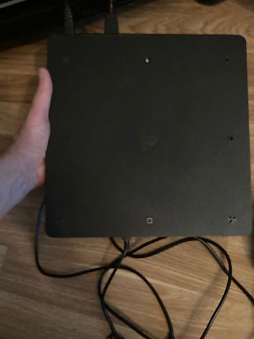 ps4 prasifka: PLAYSTATION 4 Slim 1 TB, Proşivkalıdır. Əla vəziyyətdədir. 2018-ci il — 1