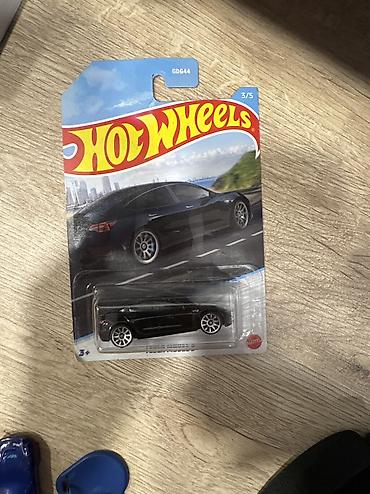 hot wheels oyuncaq dəsti: Hot Wheels maşinlari almag istezez WhatsAppa yazin — 9