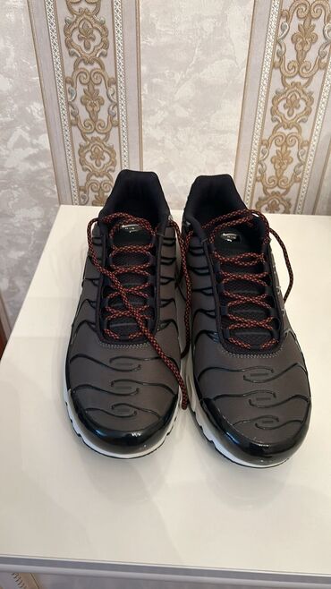 tonny black baku: Nike, Размер: 45, цвет - Черный, Новый