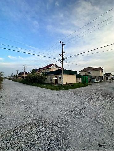 Продажа коттеджей и домов: Продается 2-х уровневый дом в Ж/М Биримдик-Кут, 9-я улица. Площадь — 1