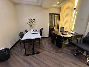 риэлторская компания: Продажа офисов 92 м², С ремонтом, Бизнес центр, 4 этаж — 5