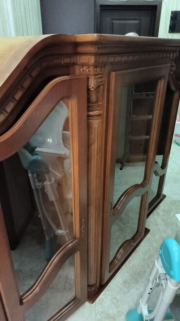 Mebellərin təmiri, bərpası: Mebellərin təmiri, bərpası Ünvandan götürmə, Rayonlara çatdırılma, Pulsuz çatdırılma — 18