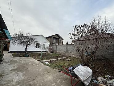 Продажа коттеджей и домов: Продаю дом с участком по ул.Куренкеева/Т.Молдо, р-н Церкви, участок — 2