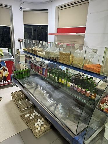 soyuducu qutu: Mağaza üçün uzun soyuducu vitrin və üst şüşə dispenser bölmələri - — 1