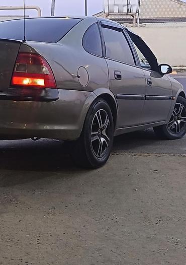 Disklər: İşlənmiş Disk Opel R 15, 5 Boltlu — 8