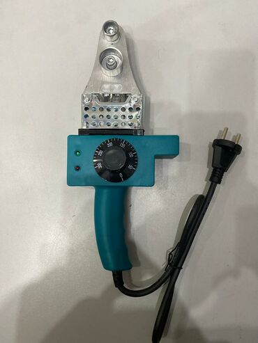 сантехнические инструменты: Ручной паяльник для пластиковых труб (раструбная сварка) -