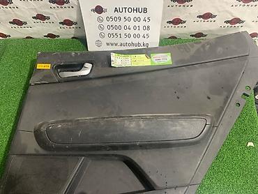 Обшивка двери (дверная карта) для автомобиля Kia/Hyundai. Цвет