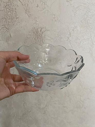 Наборы посуды: Набор посуды из стекла и фарфора. Советский пылесос, тазик, два ведра — 1