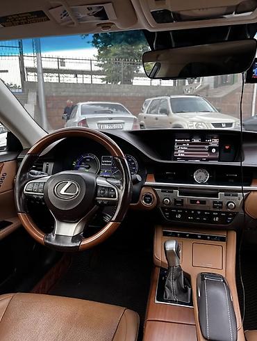 Lexus: Lexus ES: 2016 г., 2.5 л, Вариатор, Бензин, Седан — 26