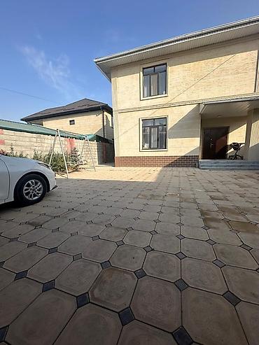 Продажа коттеджей и домов: Продаётся новый кирпичный дом с мебелью 180 м², 5 комнат, год — 12