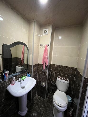 Otaqların uzunmüddətli kirayəsi: Ünvan : Xırdalan şəhəri, Heydər Əliyev prospektində AAAF Park Yaşayış — 12