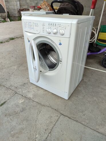 подставка для стиральной машины: Кир жуучу машина Indesit, Колдонулган, Автомат, 7 кг чейин, Толук өлчөм