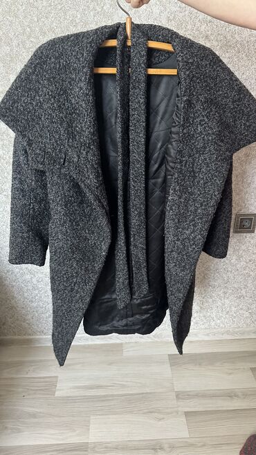palto qadın üçün: Palto S (EU 36), rəng - Boz
