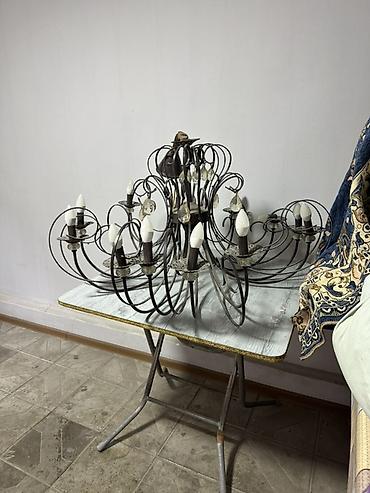 Люстры: Продаю качественную, классную, большую люстру. Состояние хорошее Цена — 1