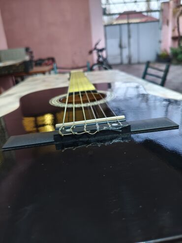 Klassik gitaralar: Salam gitar satılır isdifadə olunmur deyə satilir ancaq qutunun içində -da lalafo.az — 3 Klassik gitaralar: Salam gitar satılır isdifadə olunmur deyə satilir ancaq qutunun içində — 3
