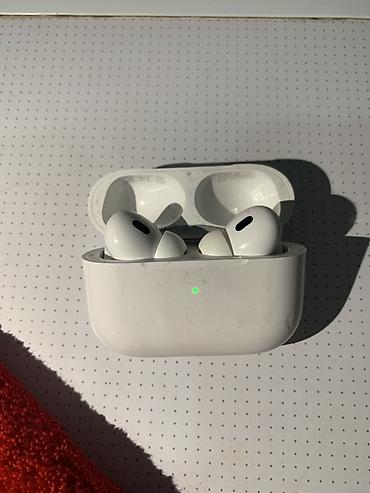 airpods pro 1: Беспроводные вакуумные наушники, Apple, AirPods Pro, Б/у — 1