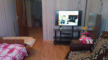 Uzunmüddətli kirayə mənzillər: Razin Akkorda yaxın 20 mertebeli binanın 17-ci mərtəbəsində yerləşən — 5