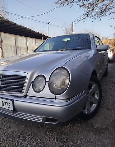 Mercedes-Benz: Mercedes-Benz E-Class: 1996 г., 2.8 л, Автомат, Бензин, Седан — 3