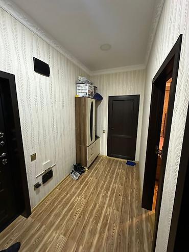 binede: 🏢 16 mərtəbəli yeni tikili binanın 11-cü mərtəbəsi 🛏️ 2 otaq 📐 60 kv.m — 10