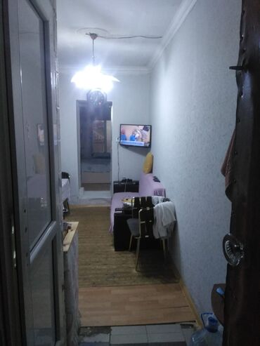 kirayə binə: Bakı, Bakıxanov qəs., 2 otaqlı, Köhnə tikili, m. Koroğlu, 40 kv. m
