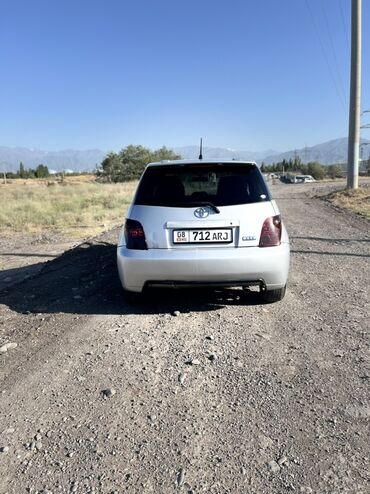 машина прадайу: Toyota ist: 2004 г., 1.5 л, Автоматтык, Бензин, Хетчбек