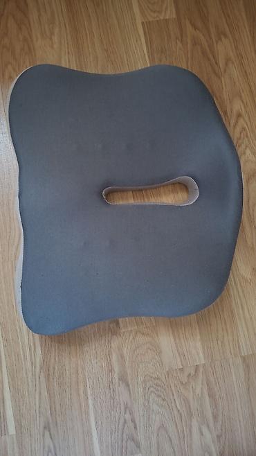 byd adapter: Erqonomik oturacaq yastığı - Material: yaddaş köpüyü (memory foam) — 2