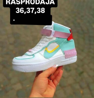 Women's Sneakers and athletic shoes: 2900 din
sdo — 1