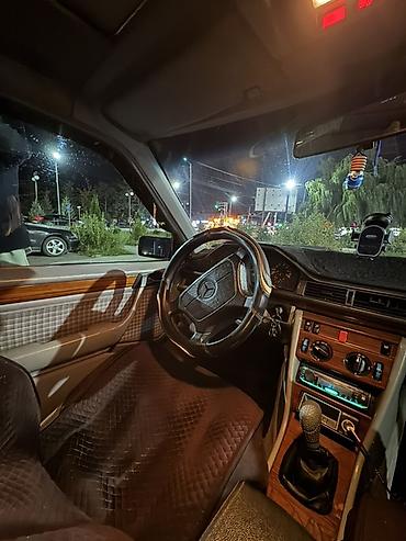 мерс 124 аморт: Mercedes-Benz W124: 1994 г., 2.2 л, Механика, Бензин, Седан — 5