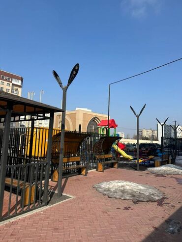 продается 3 комнатная квартира политех: 2 бөлмө, 84 кв. м, Элитка, 11 кабат, ПСО (өзү оңдоп түзөтүп бүтүү үчүн)
