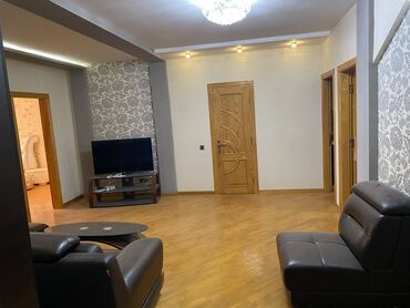 Yeni tikili: 3 otaqlı, Yeni tikili, m. Nəriman Nərimanov, 135 kv. m — 10