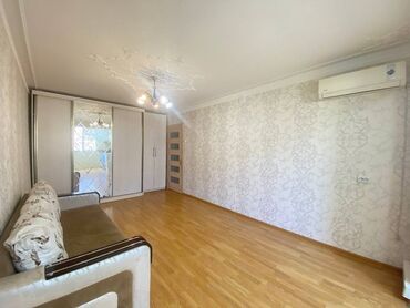 Köhnə tikili: Bakı, 8-ci kilometr, 2 otaqlı, Köhnə tikili, m. Xalqlar Dostluğu, 45 kv. m — 4