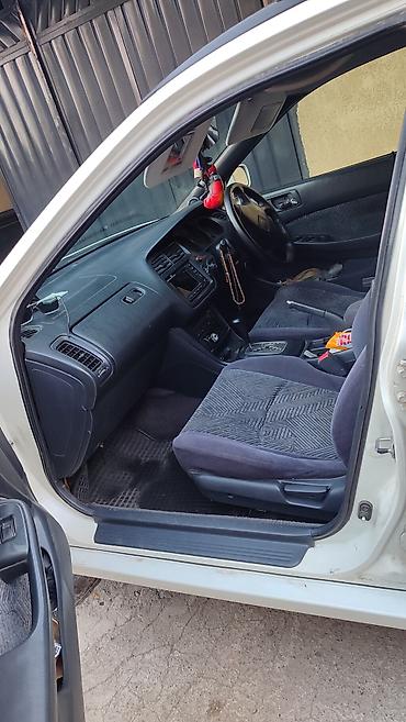 Honda: Honda Accord: 2000 г., 2.3 л, Автомат, Бензин, Универсал — 15
