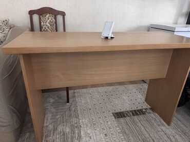 тумбочка прикроватная беленый дуб: Жазуу үстөл, Колдонулган