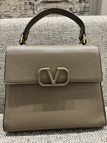 женские маленькие рюкзаки: Сумка с короткой ручкой, Valentino at lalafo.az женские маленькие рюкзаки: Сумка с короткой ручкой, Valentino