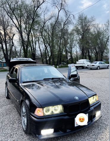BMW: BMW 3 series: 1992 г., 2.5 л, Механика, Бензин, Седан